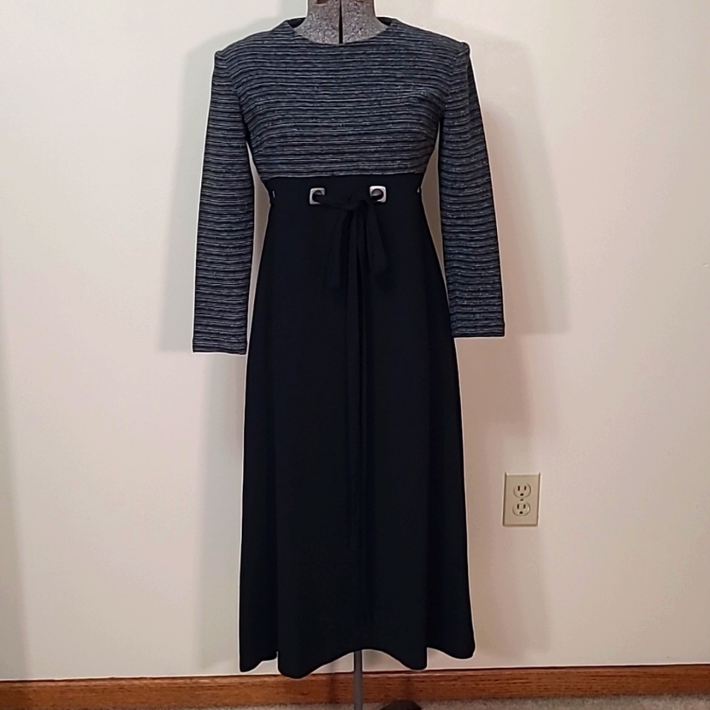 Rad Vintage 1990’s Striped Contrast Maxi Dress with Cinch Tie Waist Size 6